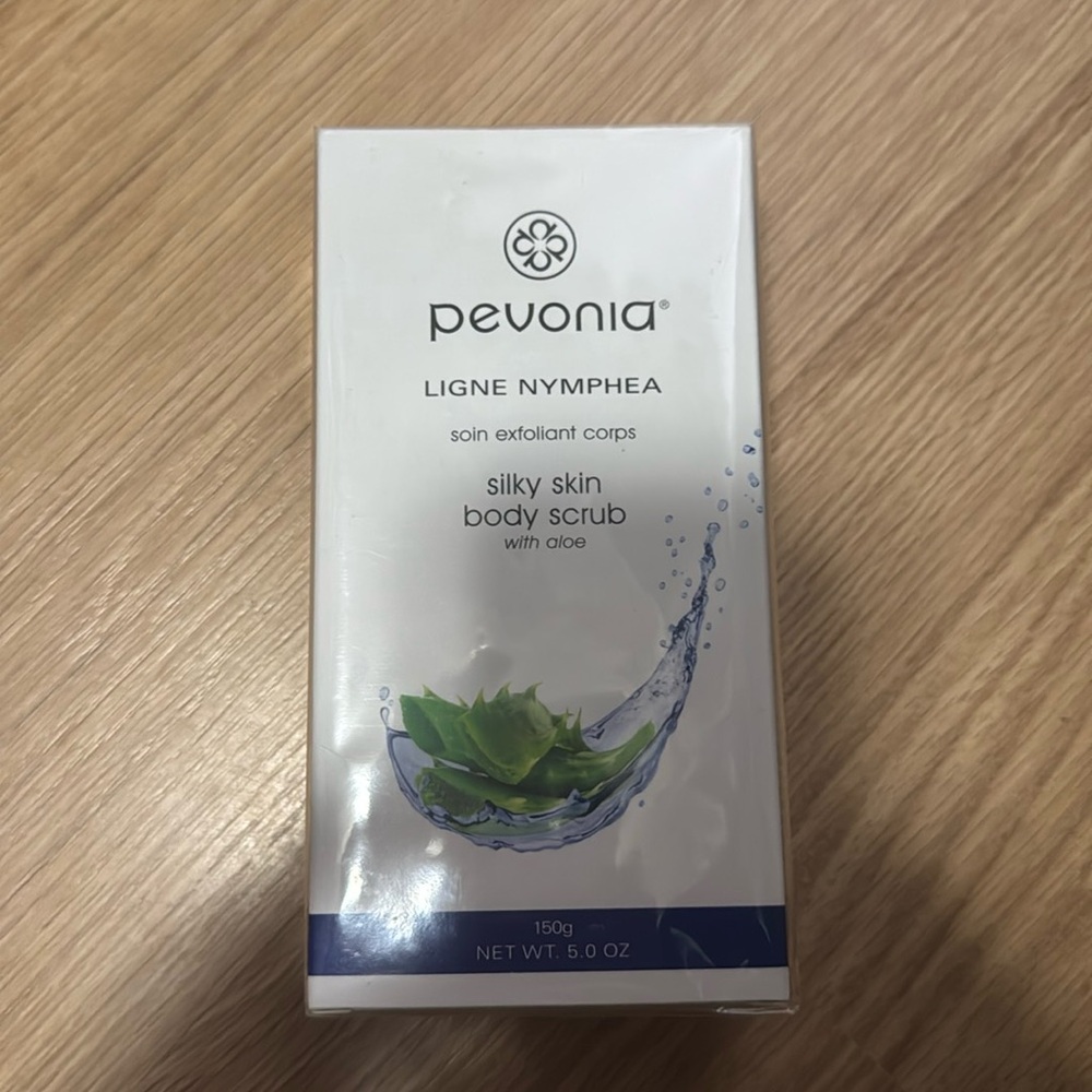 Pevonia Silky Skin Body Scrub with Aloe 150 g